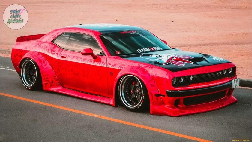 Додж Челленджер Хеллкэт