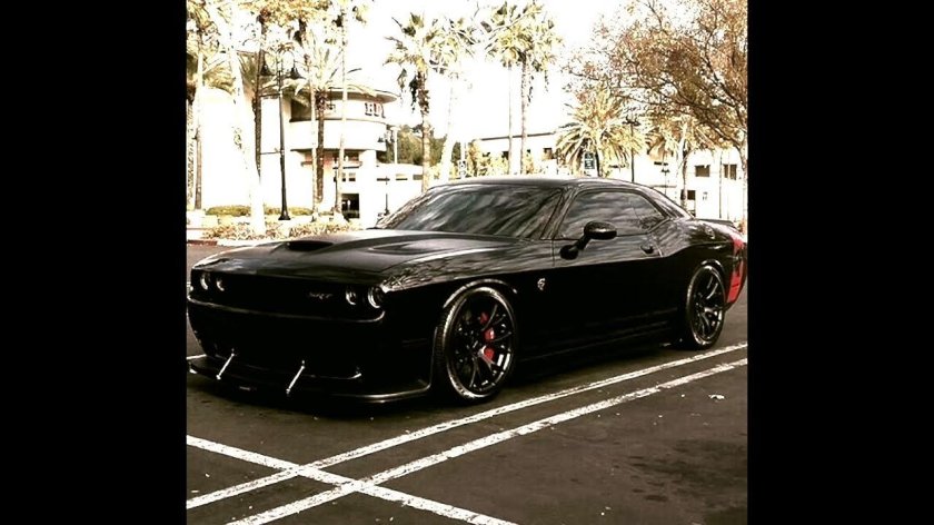 Додж Челленджер тюнингованный