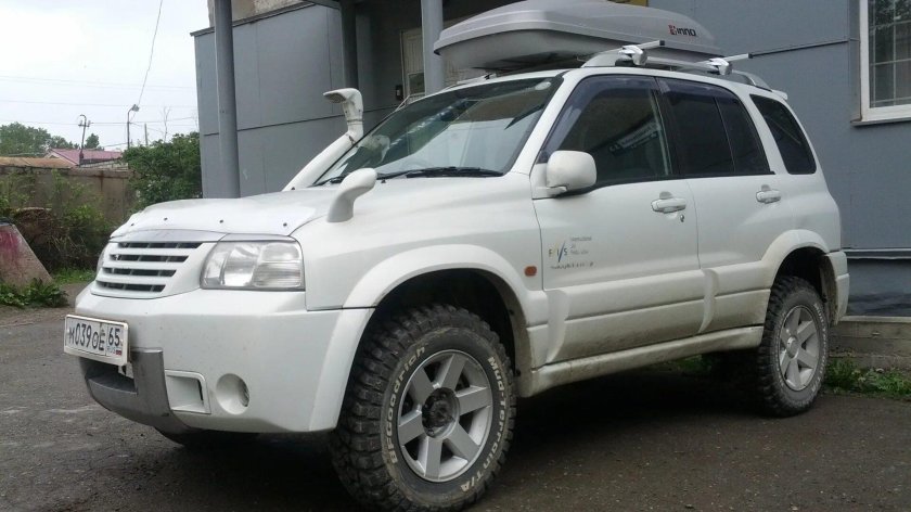 Сузуки эскудо 2