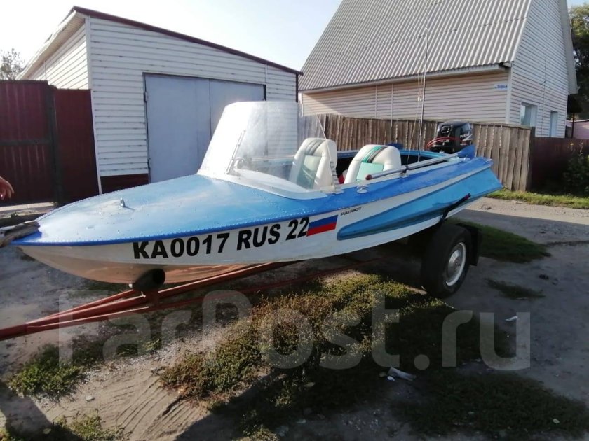 Моторная лодка Обь 1