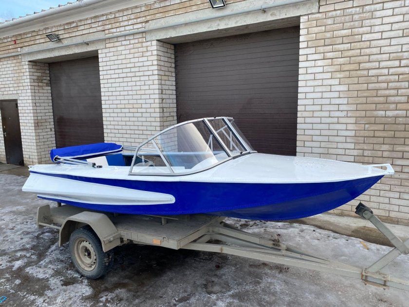 Моторная лодка Обь 1