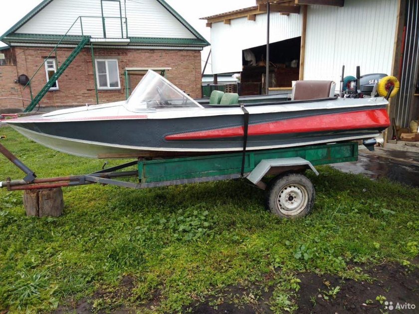 Моторная лодка Обь 1