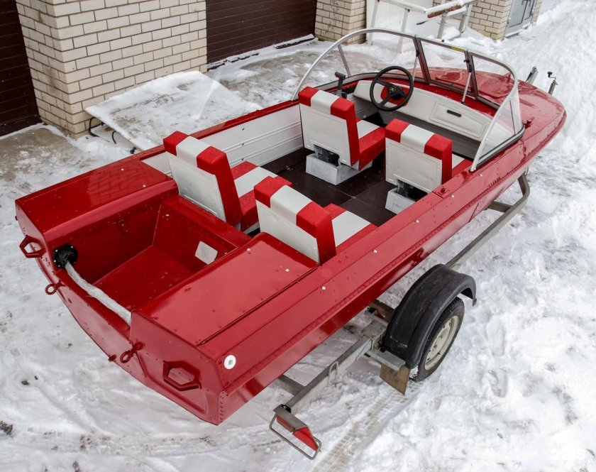 Моторная лодка Обь 3м