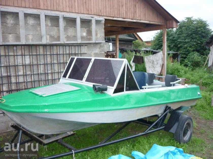 Обь 2м лодка