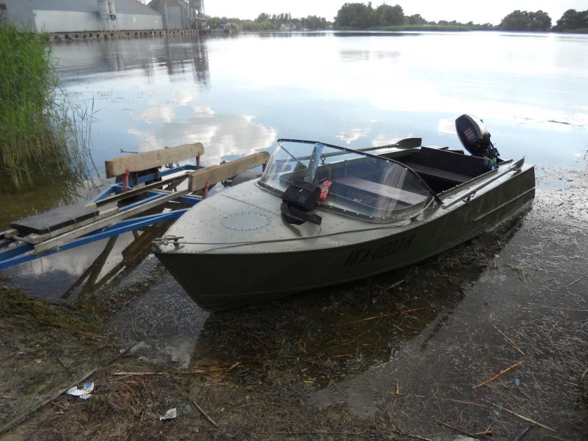 Лодка Казанка мкм