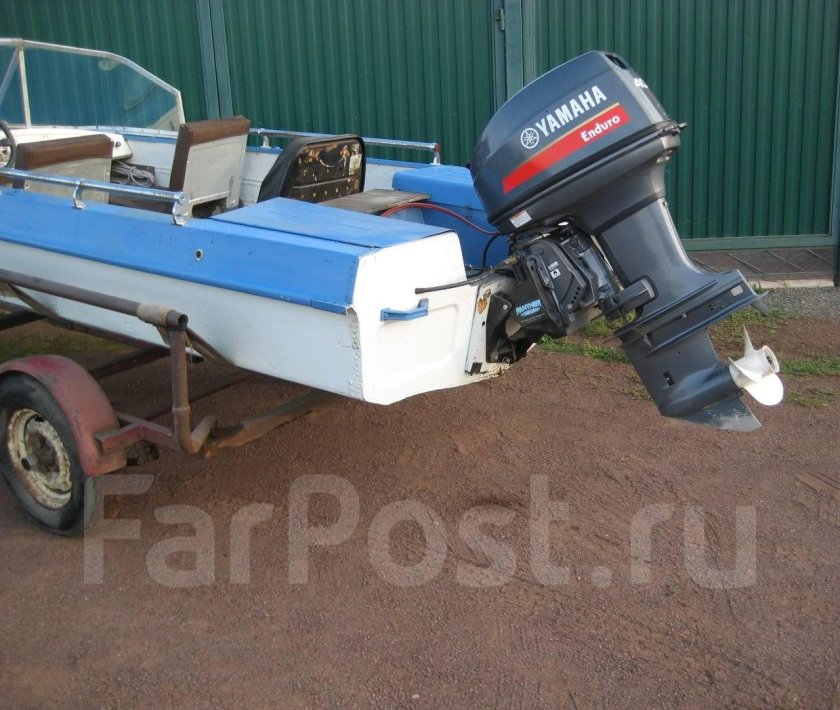Лодка Обь под мотором Ямаха 40