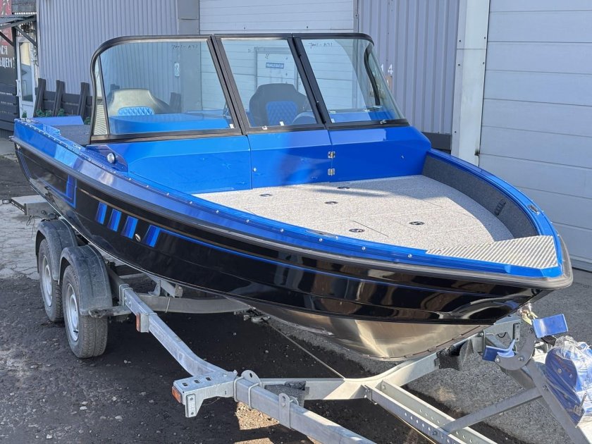 Алюминиевая лодка