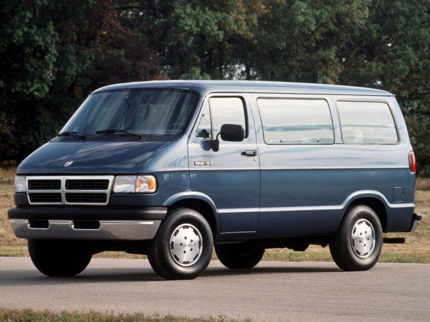Dodge Ram van 1993