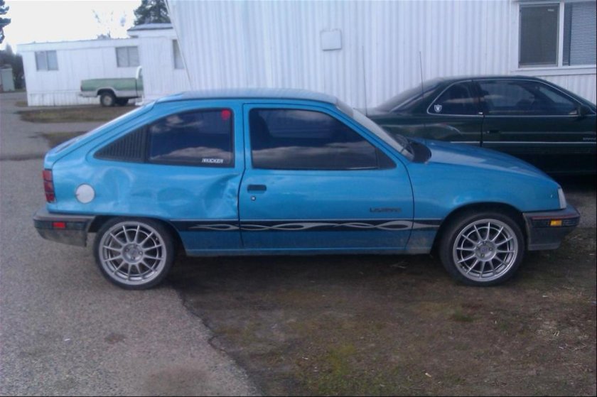 Понтиак Леманс 1988