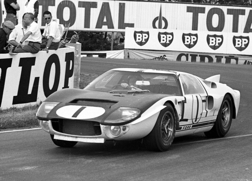 Ford gt40 le mans 1966