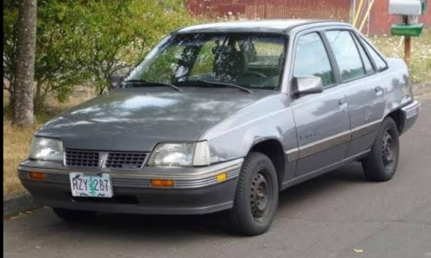 Понтиак Леманс 1988