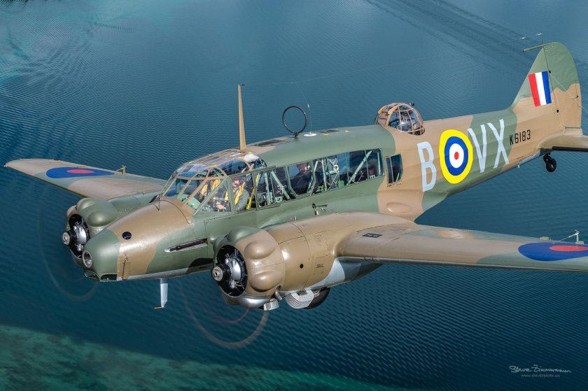 Авро Энсон самолет