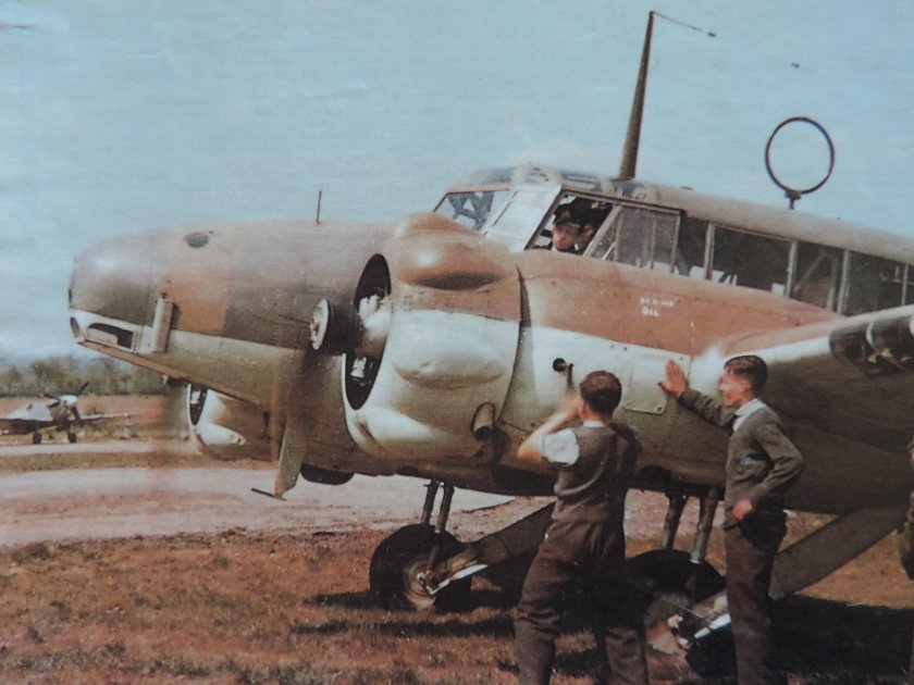 Авро Энсон самолет