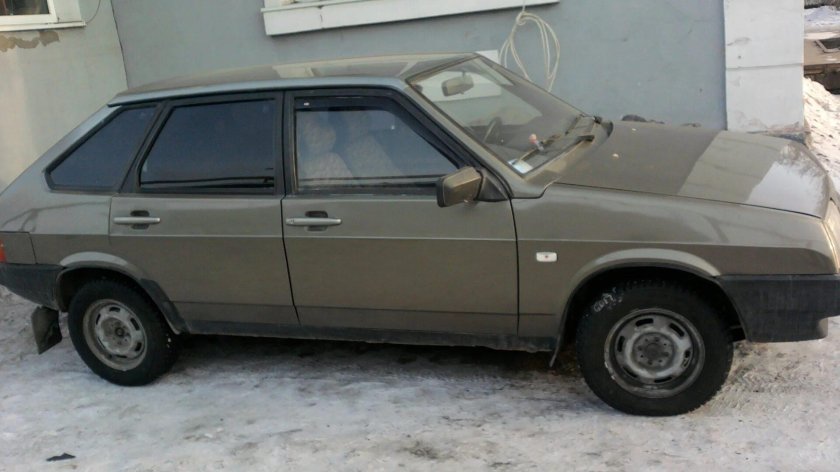 ВАЗ 2109 цвет Папирус 387