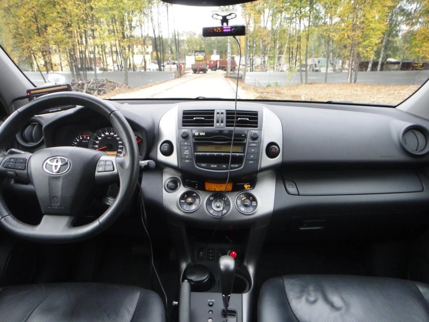 Рав 4 2008 салон