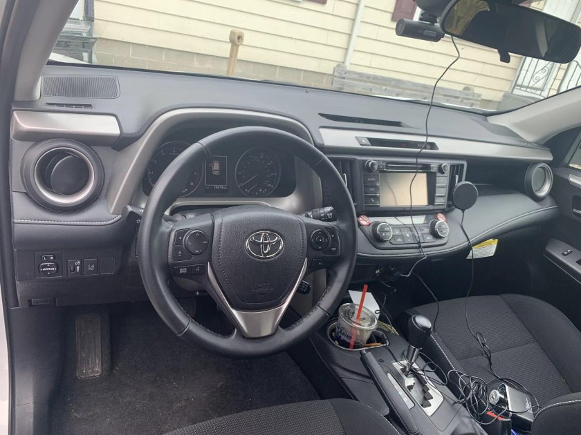 Панель Тойота рав 4