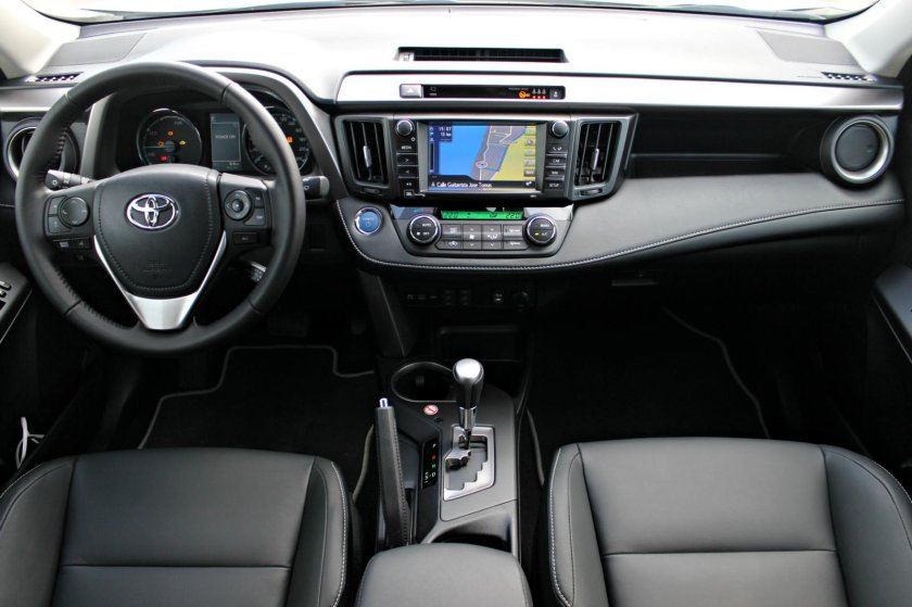 Toyota rav4 2016 салон