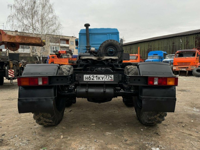 Урал 44202 седельный тягач