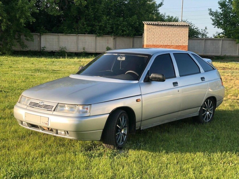 ВАЗ 2112 хэтчбек