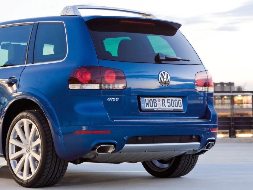 VW Touareg r50