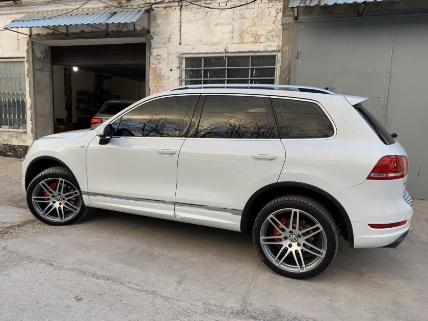Volkswagen Touareg 2 r-line r22