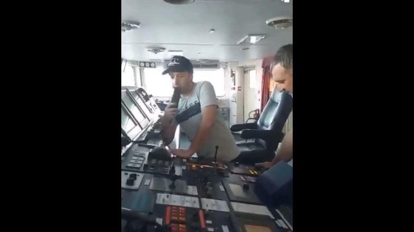 Русский корабль пошёл на х Мем