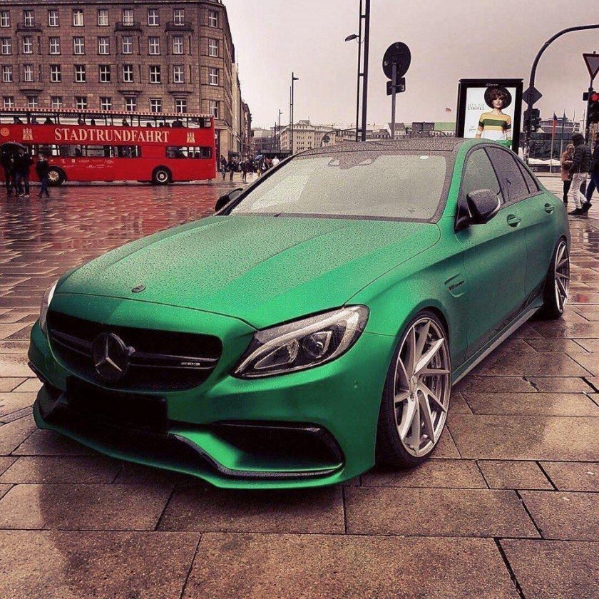 Мерседес АМГ 63 изумруд