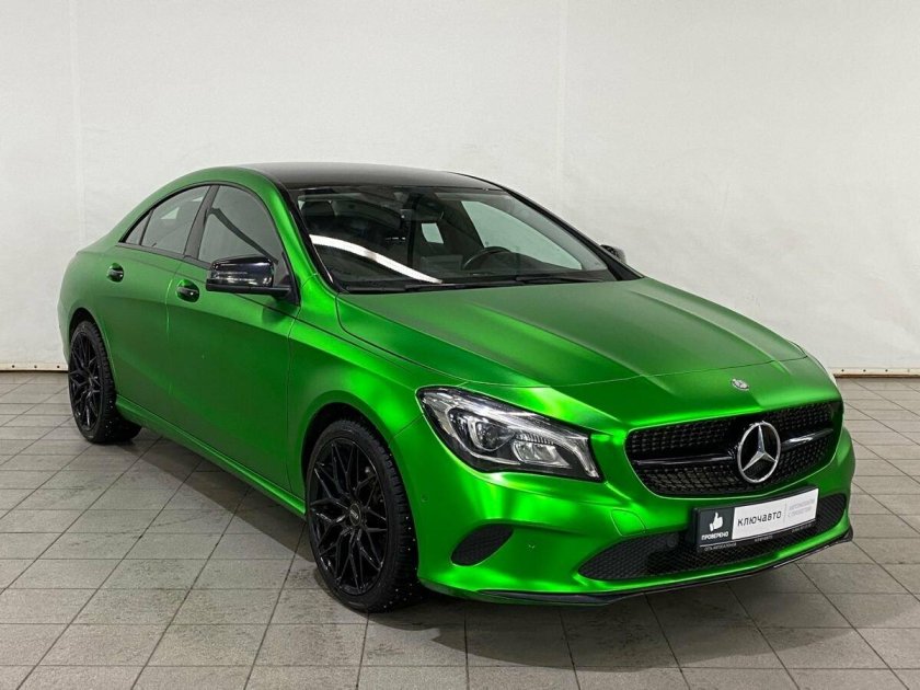 Mercedes benz cla 200