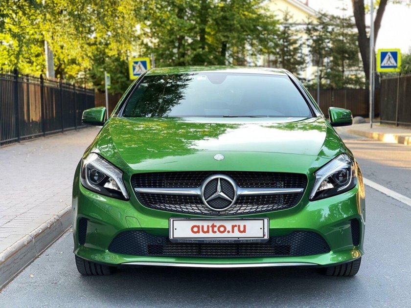 Мерседес а 180 зеленый