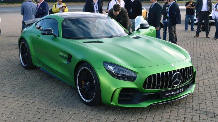 Мерседес АМГ ГТ