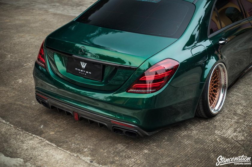 Mercedes Benz w222 stance