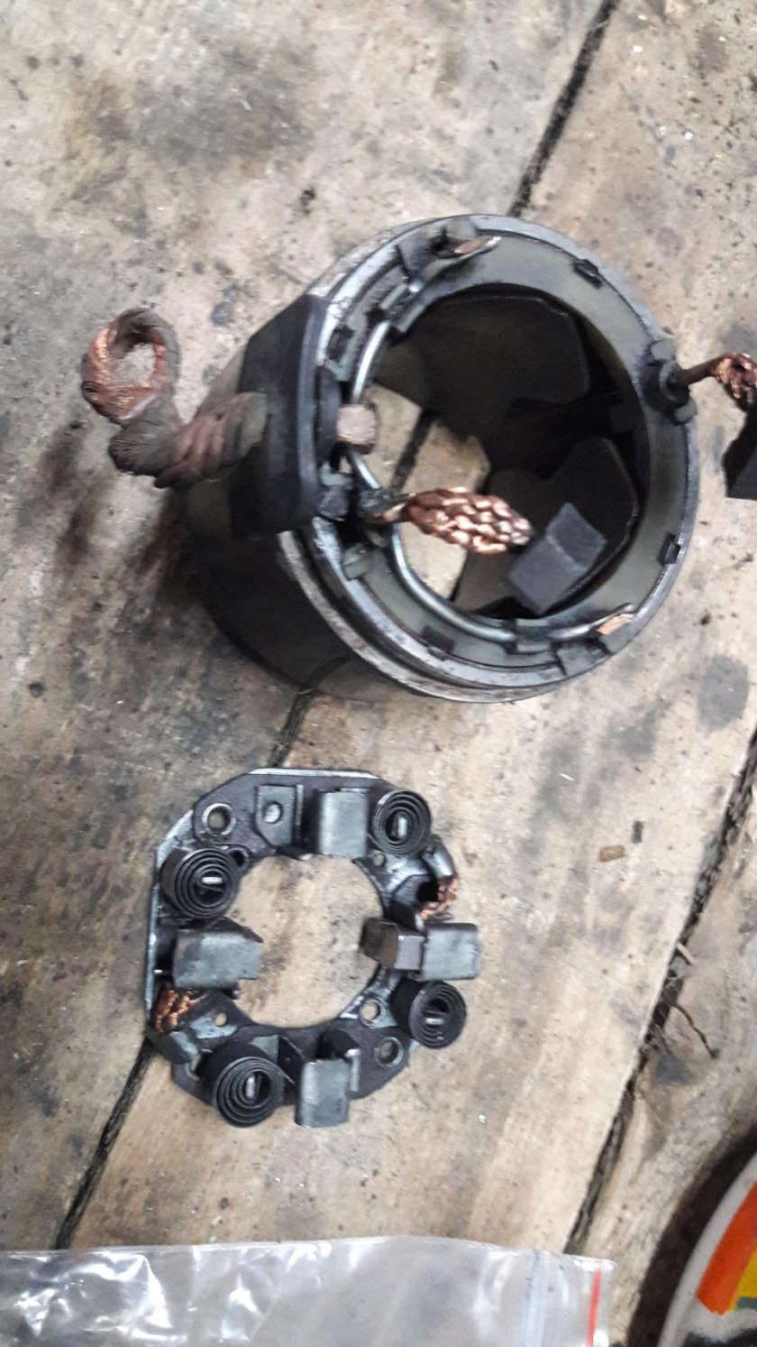 Щетки стартера тойота спринтер