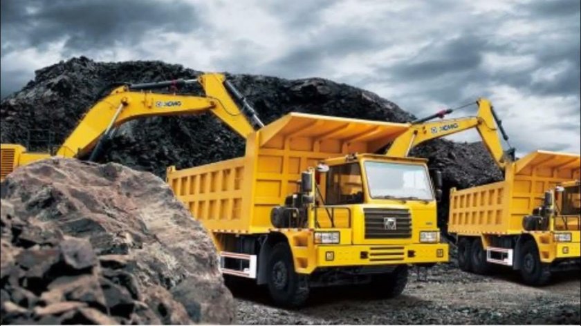 Карьерный самосвал XCMG xdr100