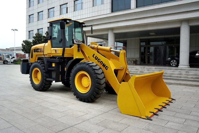 Фронтальный погрузчик Lugong LG 946