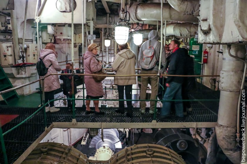 Машинное отделение ледокола 21180