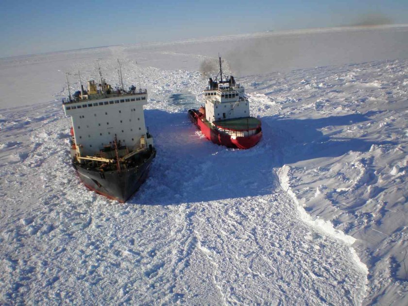 Иван Папанин ледокол