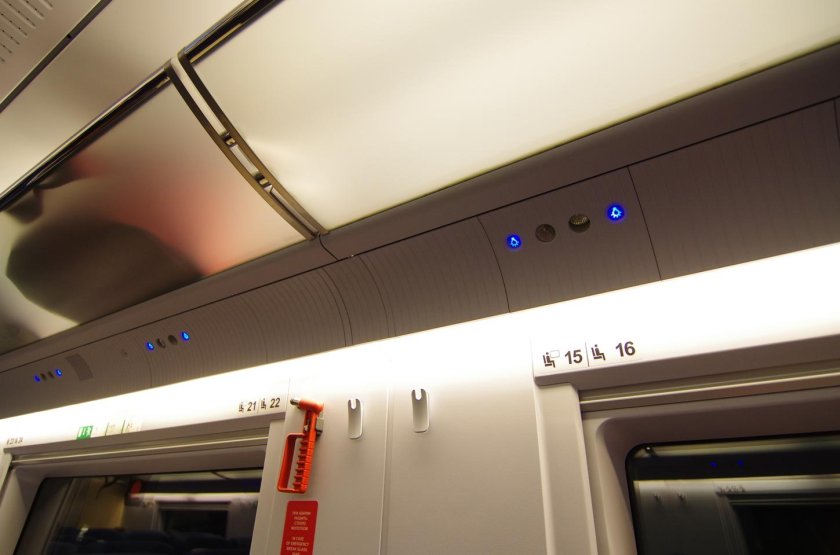 Багажные полки в Сапсане