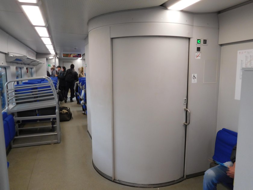 Туалет в Ласточке