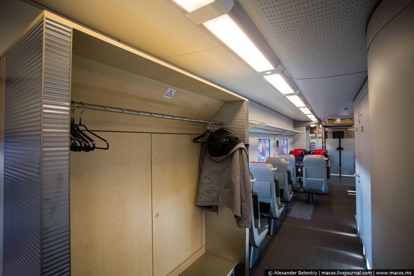 Сапсан 10 вагон