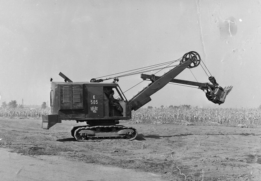 Экскаватор э-505