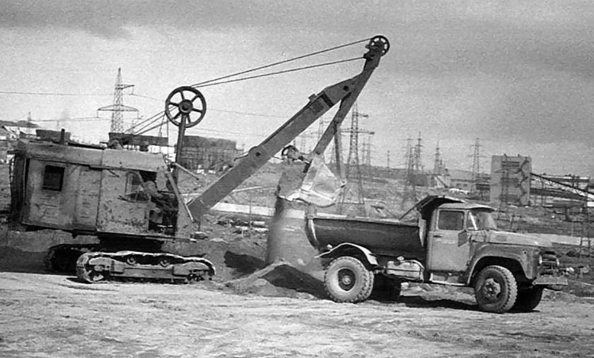 Экскаватор ЭО 652