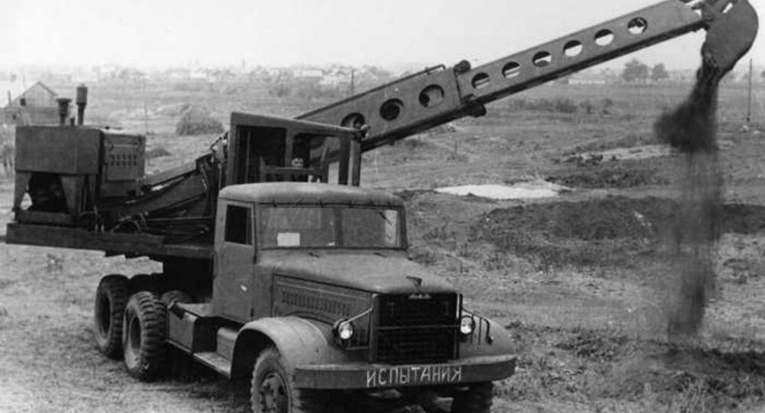 Экскаватор-планировщик э-4010