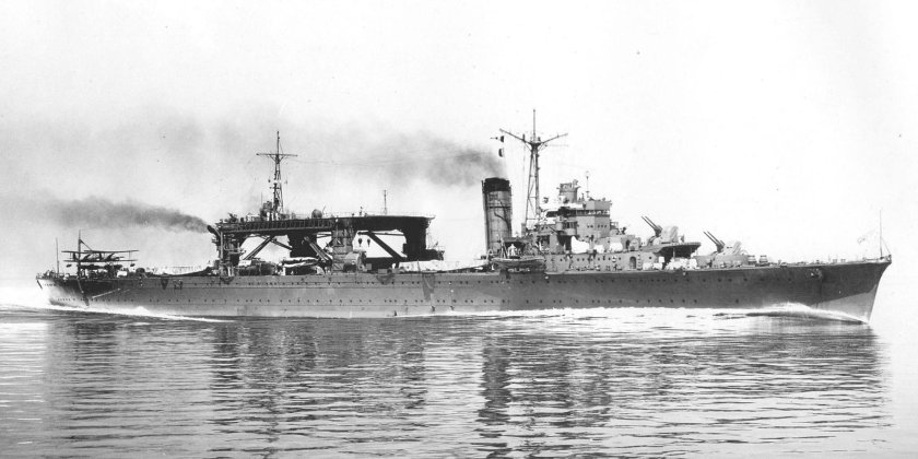 Титосэ гидроавианосец