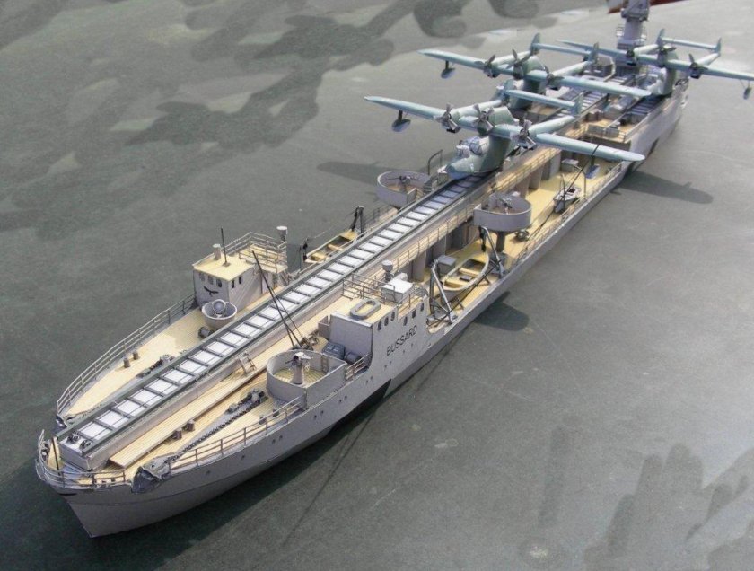 Graf Zeppelin авианосец