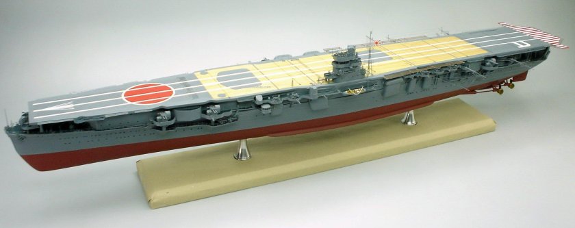 Модель Хирю авианосец