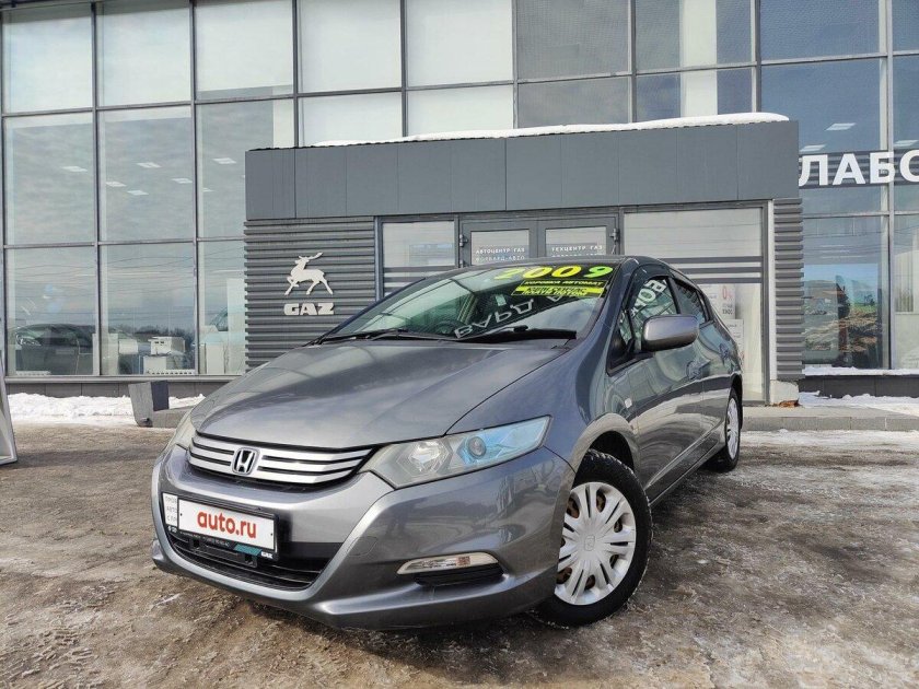 Серый хонда инсайт 2010 год