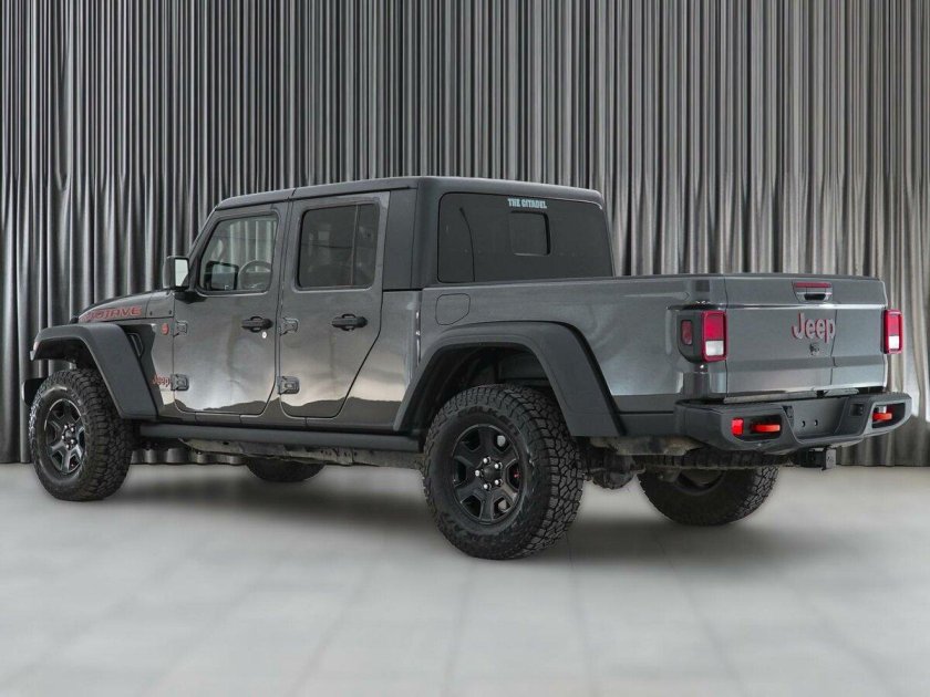 Jeep gladiator 2021