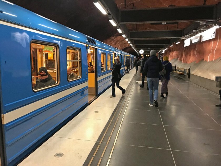 !швеция! стокгольм вагон метро