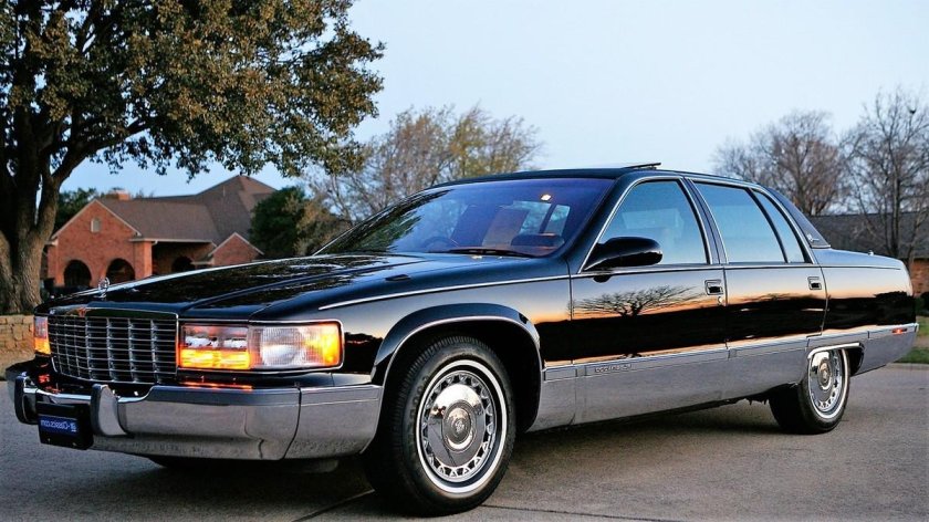 Cadillac Fleetwood Brougham 1996