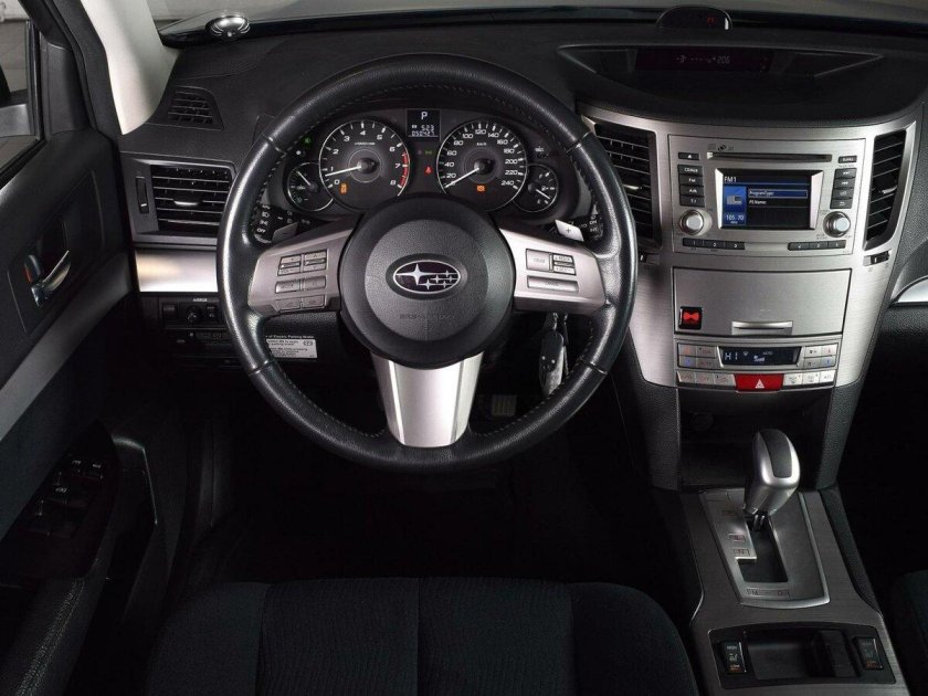 Субару Аутбек 2011